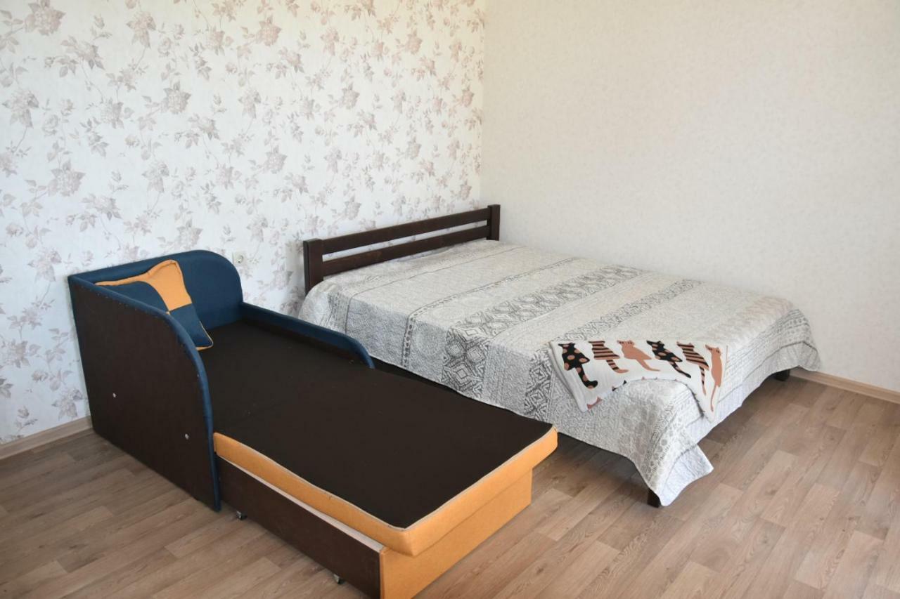 Три Кошки Otel Çornomorsk Dış mekan fotoğraf